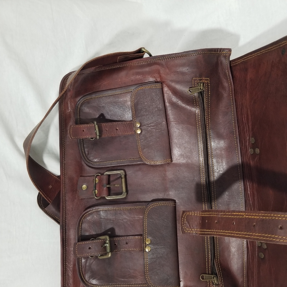 100% Genuine Leather Messenger style briefcase Coated Waxed Leather - Picture 11 of 17